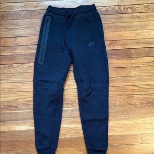Nike Tech Black Logo Sweatpants